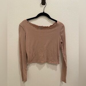 TOPSHOP Stretchy Lettuce Hem Long Sleeve Crop Top - Size US 10